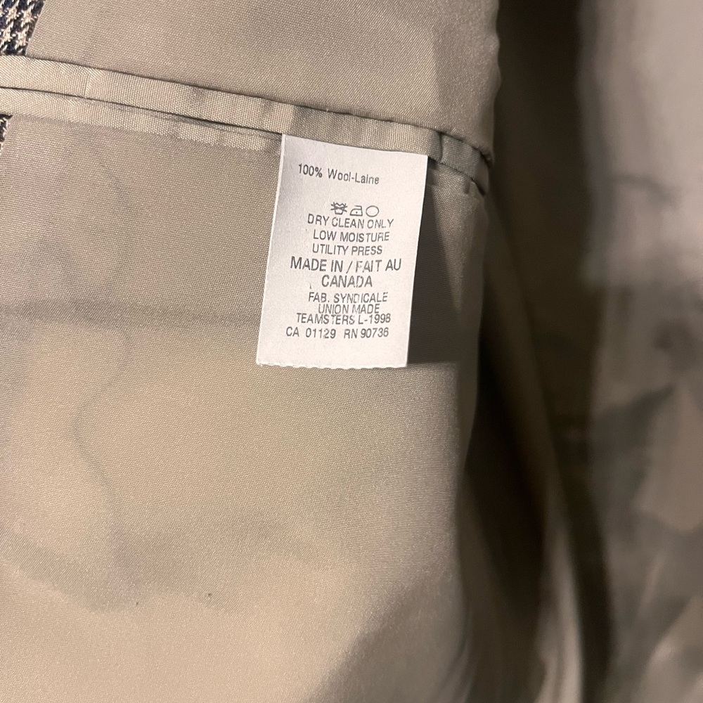 Ralph Lauren Houndstooth Blazer in Gray and Black‎ - Picture 4 of 5